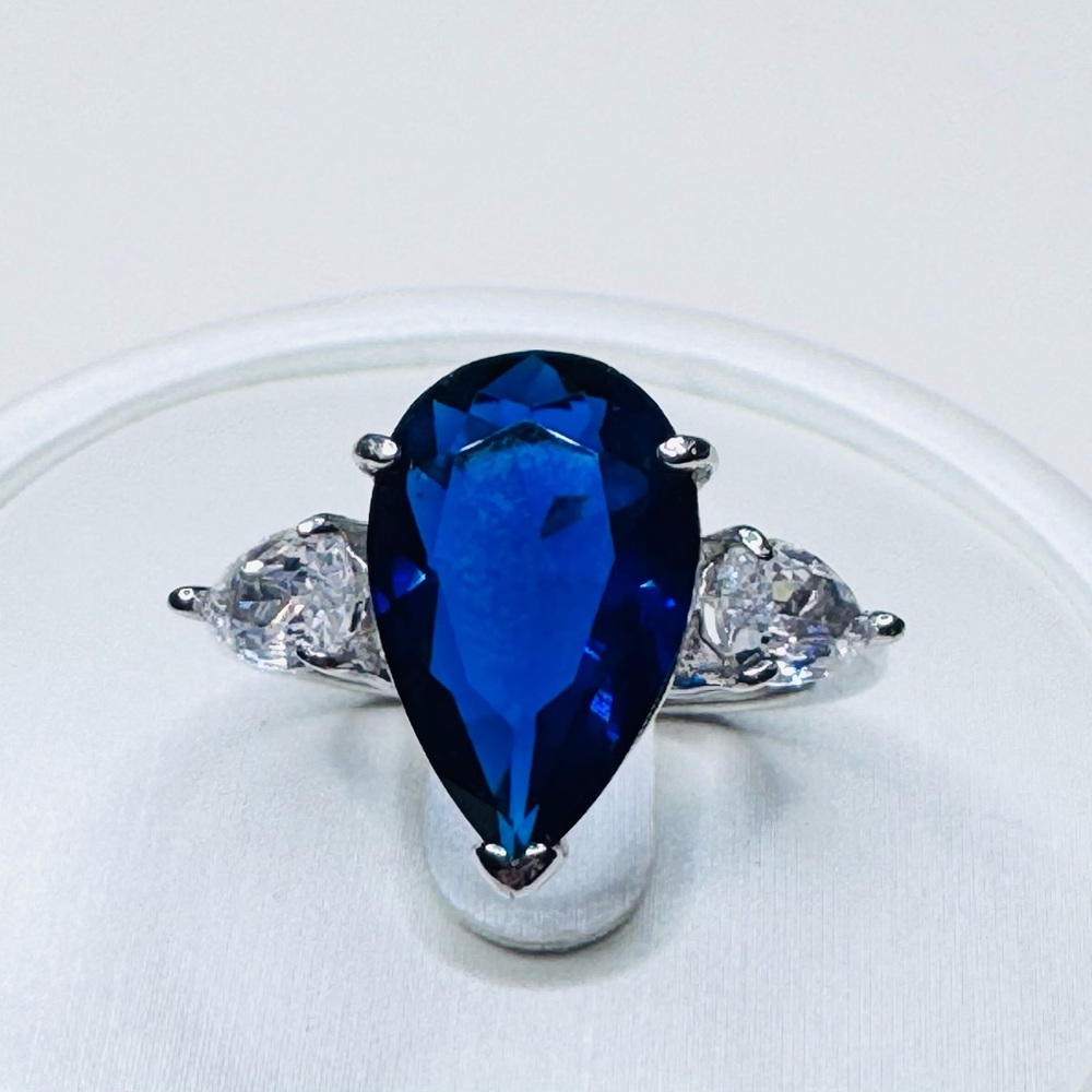 Elegant Blue Sapphire CZ and Sterling Silver Teardrop Ring